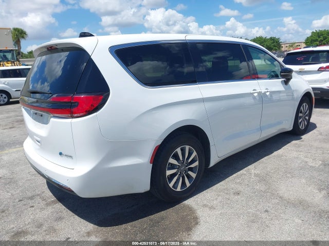 2024 Chrysler Pacifica Hybrid Select მანქანა იყიდება აუქციონზე, vin: 2C4RC1S73RR121848, აუქციონის ნომერი: 42531073