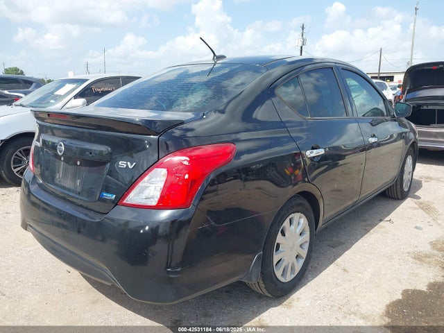 Nissan 2015 2015 3N1CN7AP9FL959835 Image 4