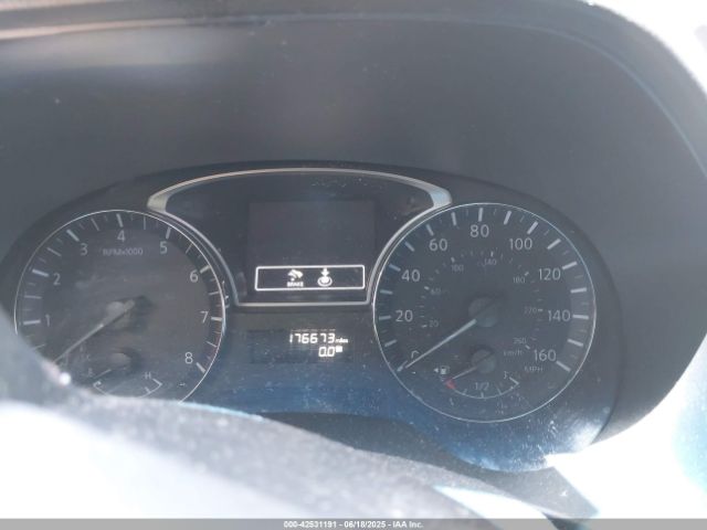 5N1AR2MN8FC678462 Nissan Pathfinder Sv