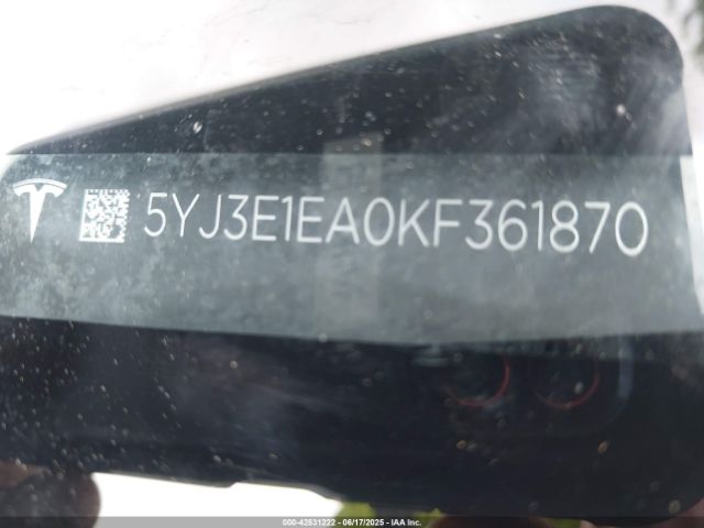 2019 TESLA MODEL 3 5YJ3E1EA0KF361870 Photo 8