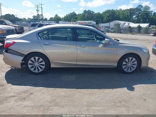 Honda k24w1 2014 1HGCR2F76EA063223 Image 13