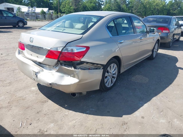 Honda k24w1 2014 1HGCR2F76EA063223 Image 4