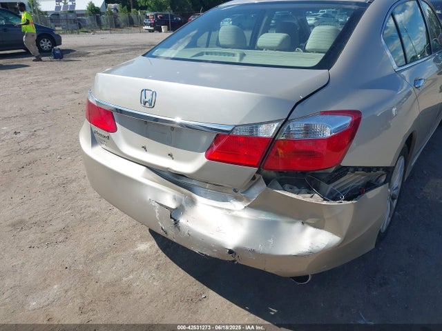 Honda k24w1 2014 1HGCR2F76EA063223 Image 6