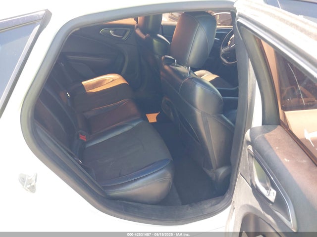 Chrysler 200 2015 1C3CCCBB2FN587211 Image 8