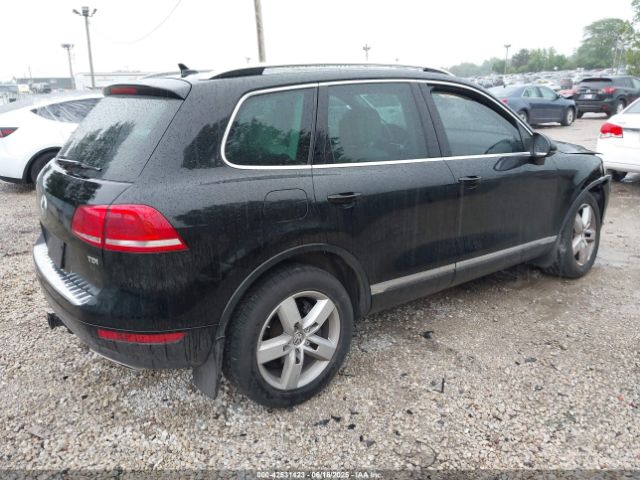 2012 VOLKSWAGEN TOUAREG WVGEK9BPXCD010820 Photo 3