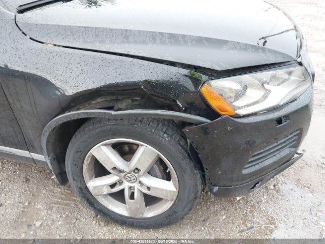 2012 VOLKSWAGEN TOUAREG WVGEK9BPXCD010820 Photo 5