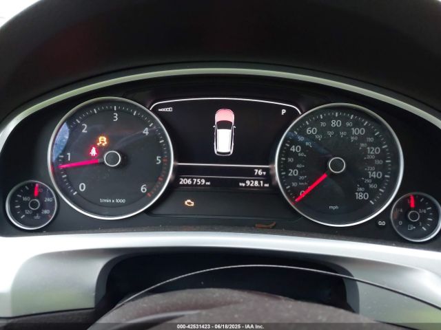 2012 VOLKSWAGEN TOUAREG WVGEK9BPXCD010820 Photo 6