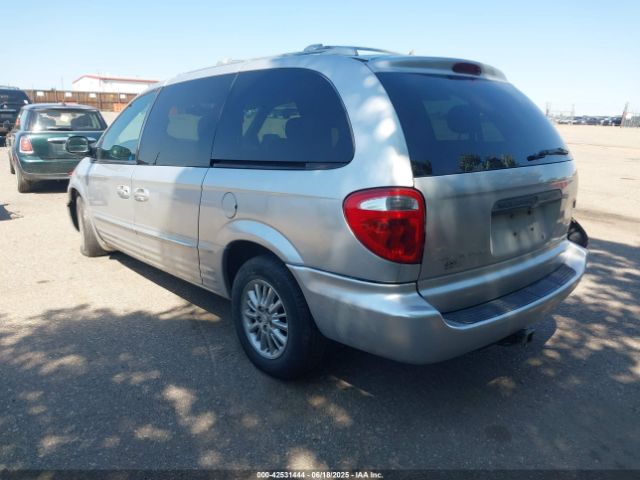 2003 CHRYSLER TOWN & COUNTRY 2C8GP64L83R301500 Photo 2
