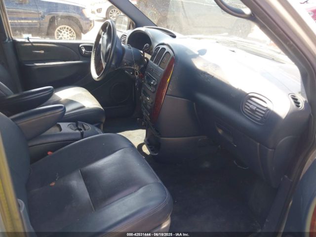 2003 CHRYSLER TOWN & COUNTRY 2C8GP64L83R301500 Photo 4