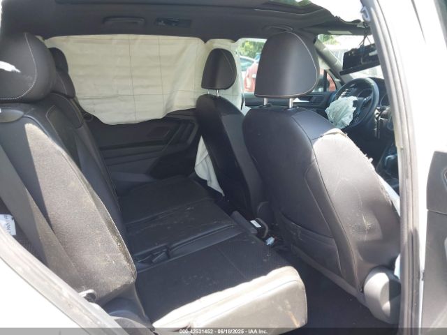 2021 VOLKSWAGEN TIGUAN 3VV3B7AX7MM098170 Photo 7