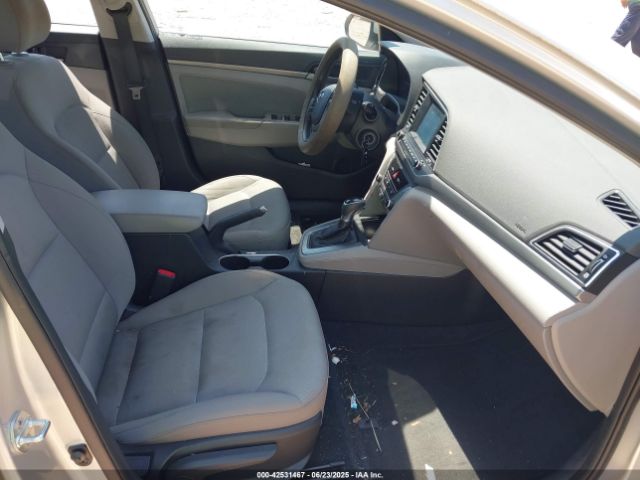 2018 HYUNDAI ELANTRA 5NPD84LF6JH214528 Photo 4