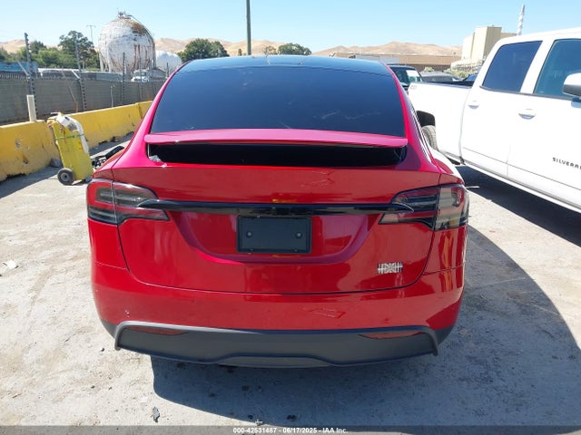 7SAXCBE65NF342585 Tesla 2022
