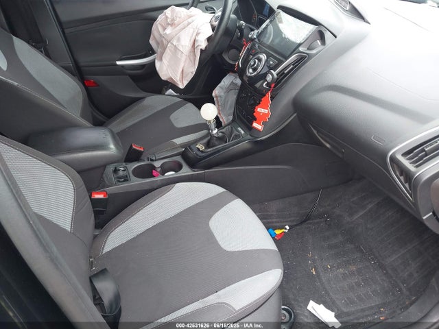 Ford 2014 2014 1FADP3L93EL395117 Image 5