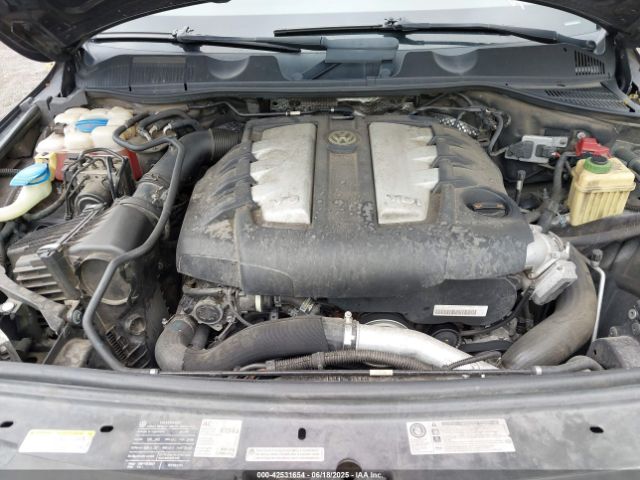 2012 VOLKSWAGEN TOUAREG WVGFK9BP0CD002939 Photo 9