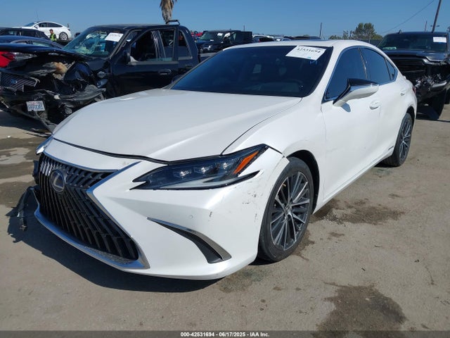 Lexus a25a-fxs, 3nm 2022 58AEA1C17NU018917 Image 2