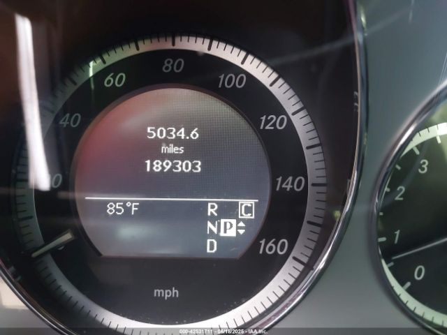 2010 MERCEDES-BENZ E 550 WDDHF7CB5AA059246 Photo 6