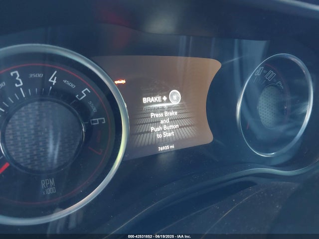 Dodge Challenger 2020 2C3CDZAG3LH231318 Image 7