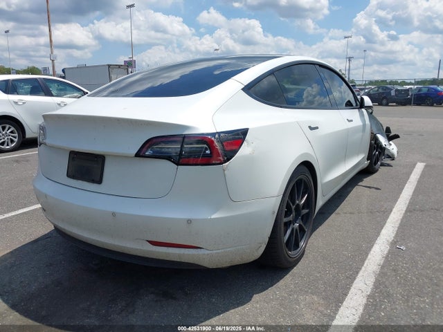 2021 TESLA MODEL 3 5YJ3E1ECXMF862737 Photo 3