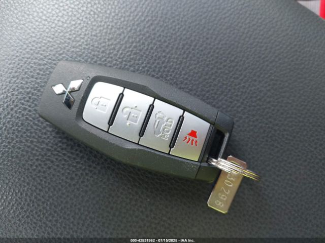 2024 MITSUBISHI OUTLANDER JA4J3WA88RZ055768 Photo 10