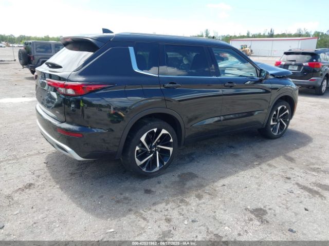 2024 MITSUBISHI OUTLANDER JA4J3WA88RZ055768 Photo 3
