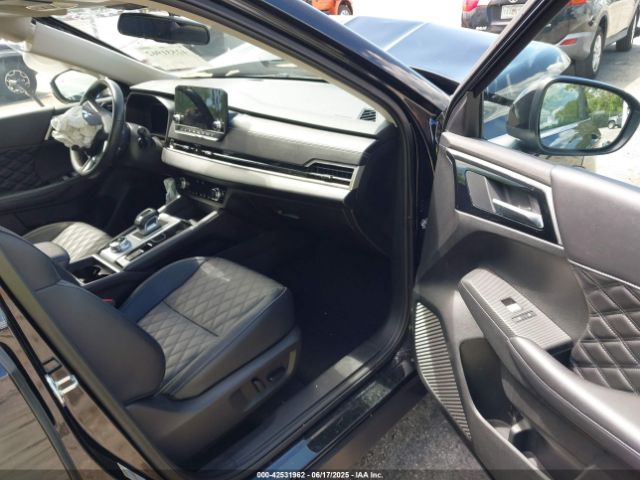 2024 MITSUBISHI OUTLANDER JA4J3WA88RZ055768 Photo 4