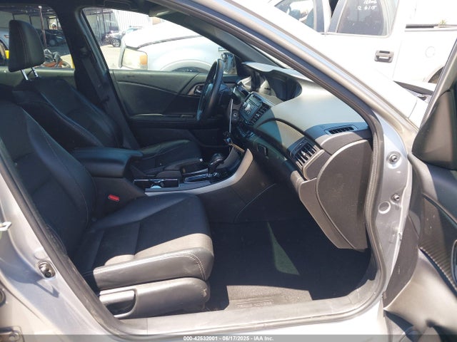 1HGCR2F59HA249843 Honda k24w1