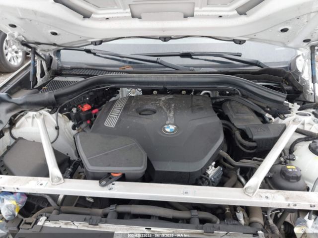 2018 BMW X3 5UXTR9C52JLD59706 Photo 9