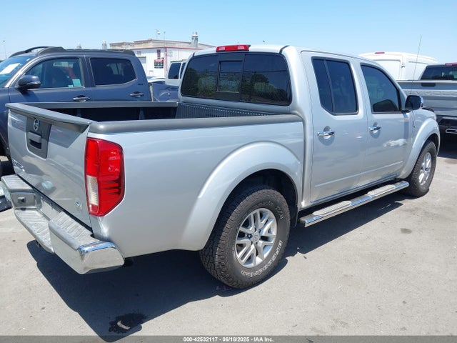 1N6AD0ER1FN726314 Nissan 2015