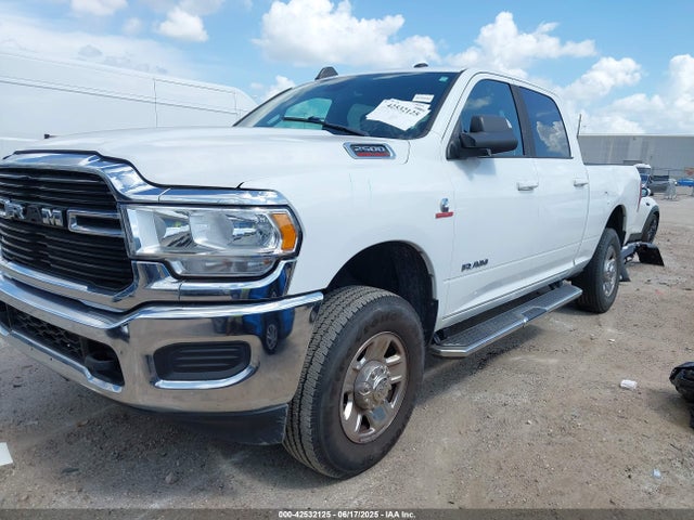3C6UR5DL4MG555180 RAM 2500 Big Horn  4x4 6'4 Box
