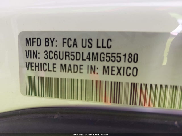 3C6UR5DL4MG555180 RAM 2500 Big Horn  4x4 6'4 Box