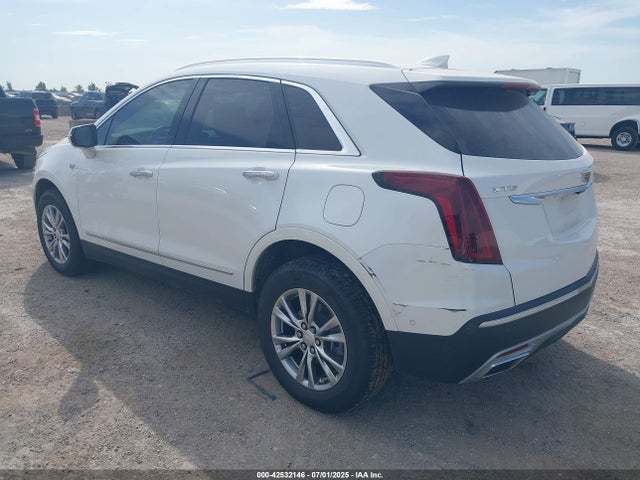 2022 CADILLAC XT5 1GYKNCRS6NZ168898 Photo 2
