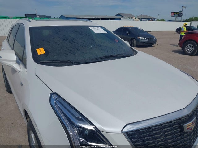 2022 CADILLAC XT5 1GYKNCRS6NZ168898 Photo 5