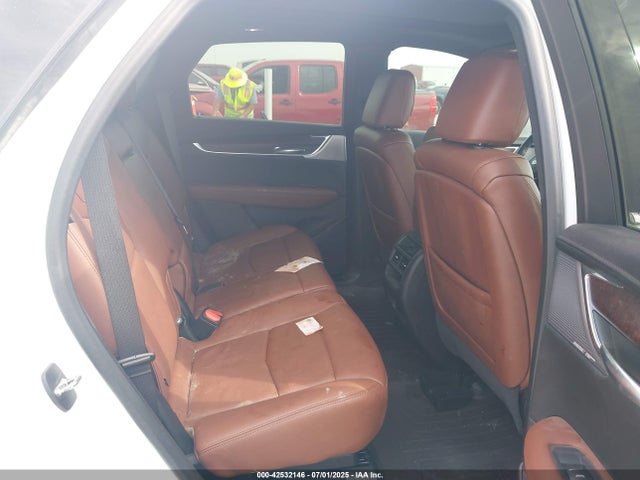 2022 CADILLAC XT5 1GYKNCRS6NZ168898 Photo 7