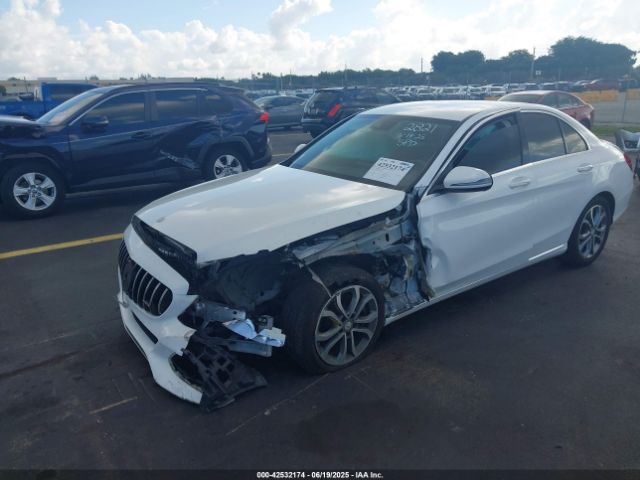 2016 MERCEDES-BENZ C 300 55SWF4JB9GU122821 Photo 1