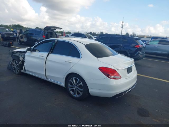 2016 MERCEDES-BENZ C 300 55SWF4JB9GU122821 Photo 2