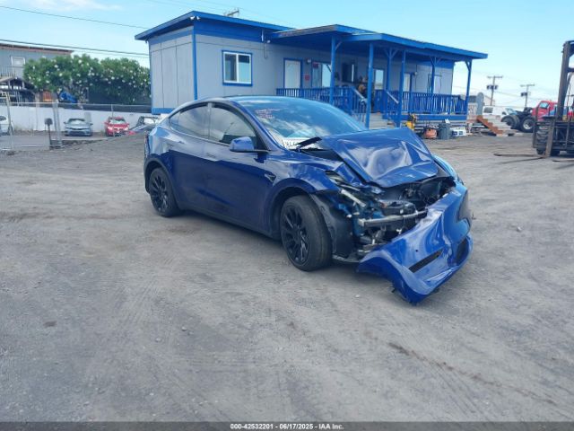 2022 TESLA MODEL Y 7SAYGDEE1NF419321 Photo 0