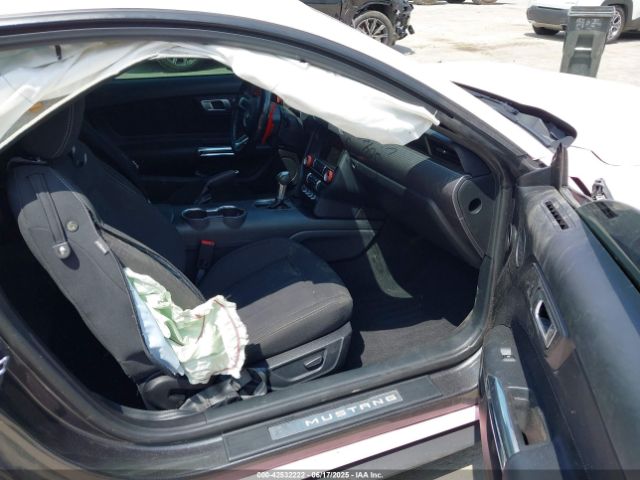 2020 FORD MUSTANG 1FA6P8CF5L5167150 Photo 4