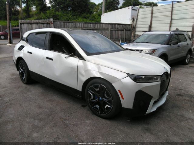 2022 BMW IX WB523CF09NCJ43040