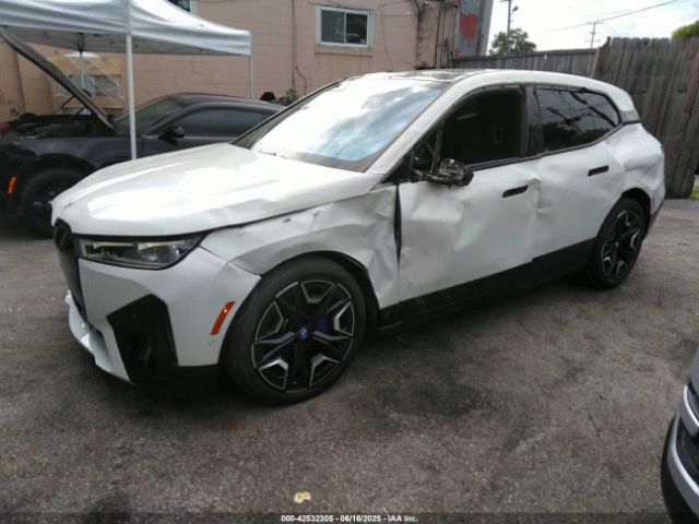 2022 BMW IX WB523CF09NCJ43040 Photo 1