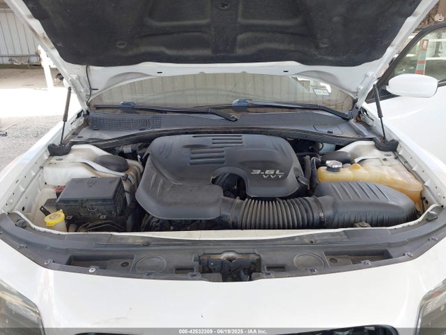 2C3CCABG4KH538823 Chrysler 300