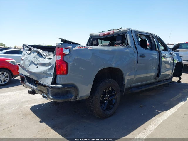 Chevrolet lz0 2024 3GCUDCE84RG444948 Image 4