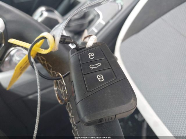 3VV5C7B28SM007462 Volkswagen tsi