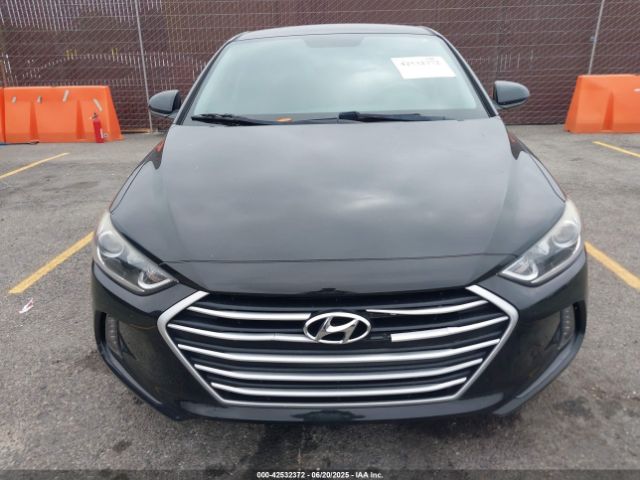 5NPD84LF0HH016084 Hyundai 2017