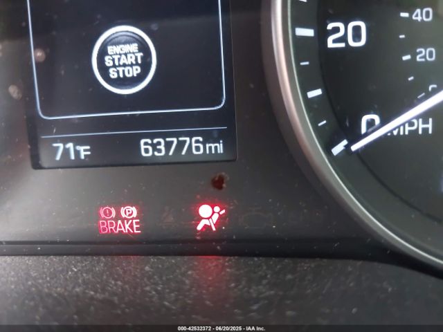 5NPD84LF0HH016084 Hyundai 2017