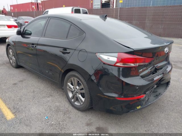 5NPD84LF0HH016084 Hyundai 2017