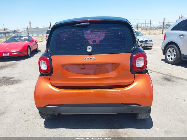 Smart Fortwo 2016 WMEFJ5DA2GK059638 Image 16