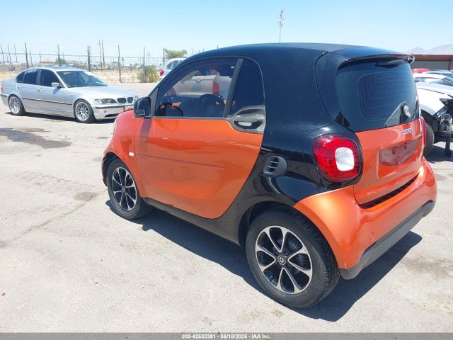 Smart Fortwo 2016 WMEFJ5DA2GK059638 Image 3