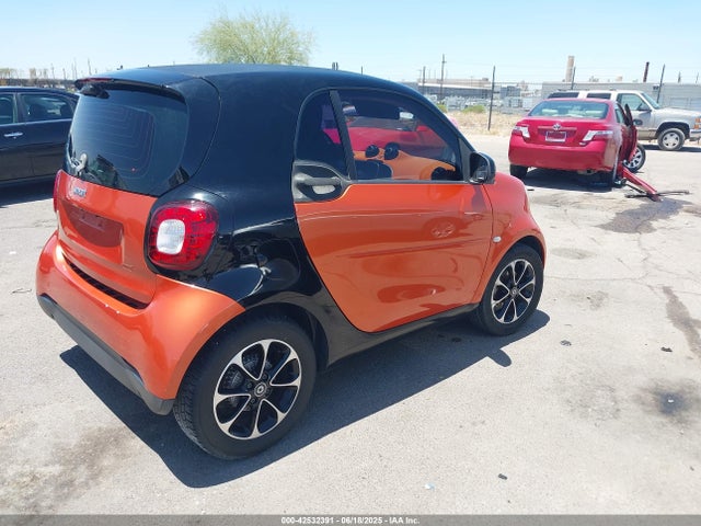 Smart Fortwo 2016 WMEFJ5DA2GK059638 Image 4