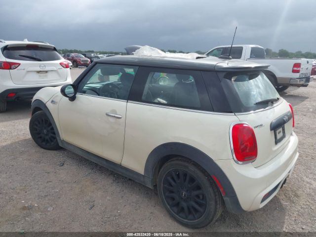 2017 MINI HARDTOP WMWXP7C39H3B94675 Photo 2