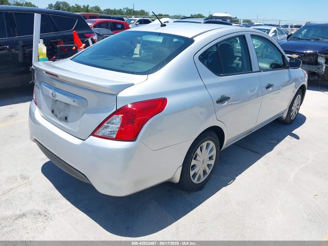 Nissan 2018 2018 3N1CN7AP2JL830795 Image 4
